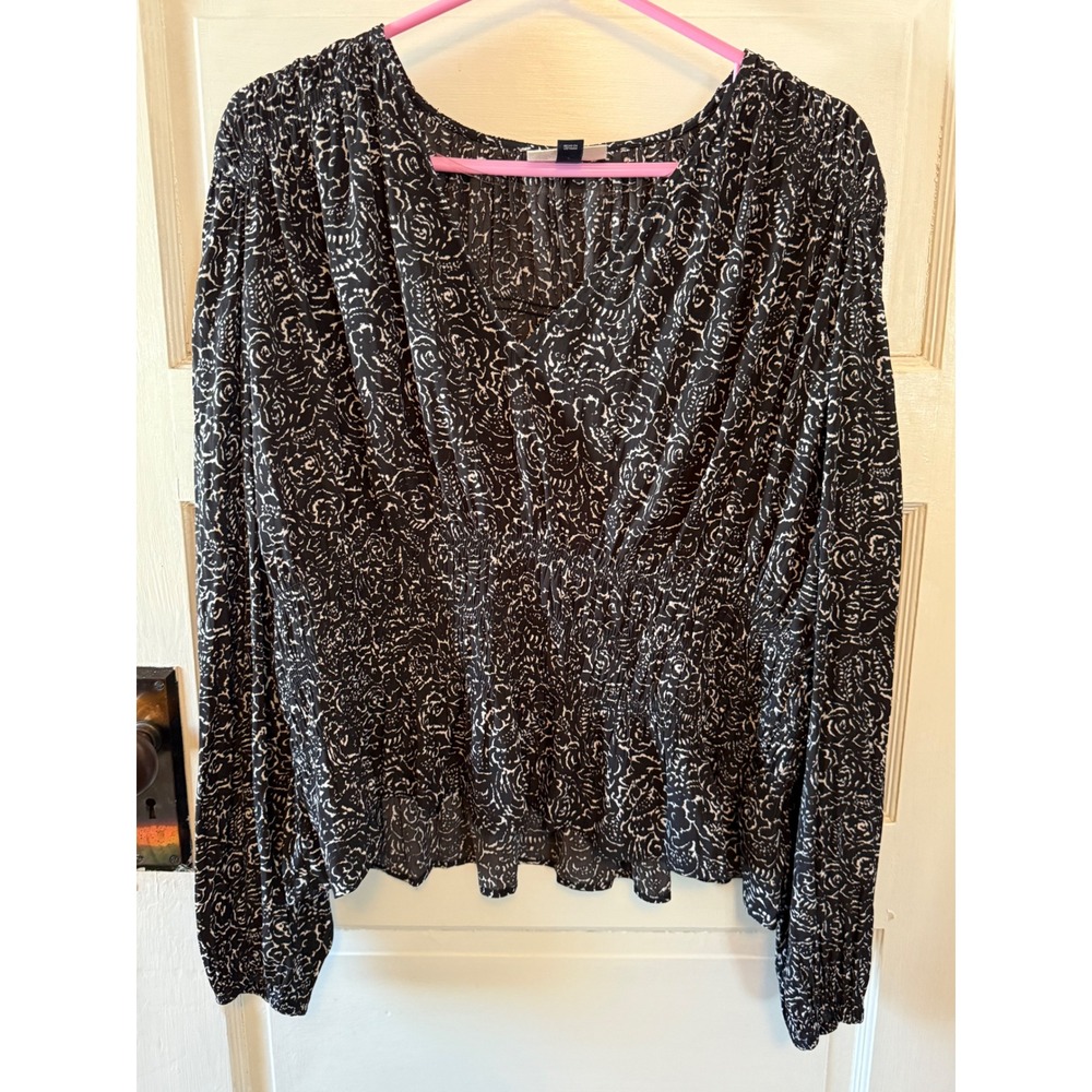 Universal Thread Black White Floral Smocked‎ Waist Long Sleeve Blouse Women's XL